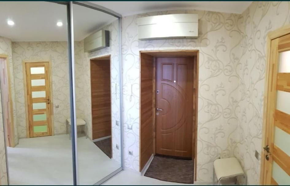 Романтичні Апартаменти У Центрі Lutsʼk Extérieur photo